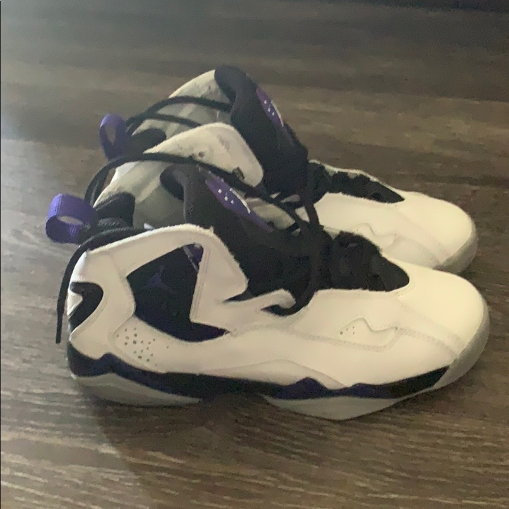 Jordan True Flights